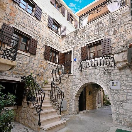 Stone House Srida Baška Voda Exterior foto