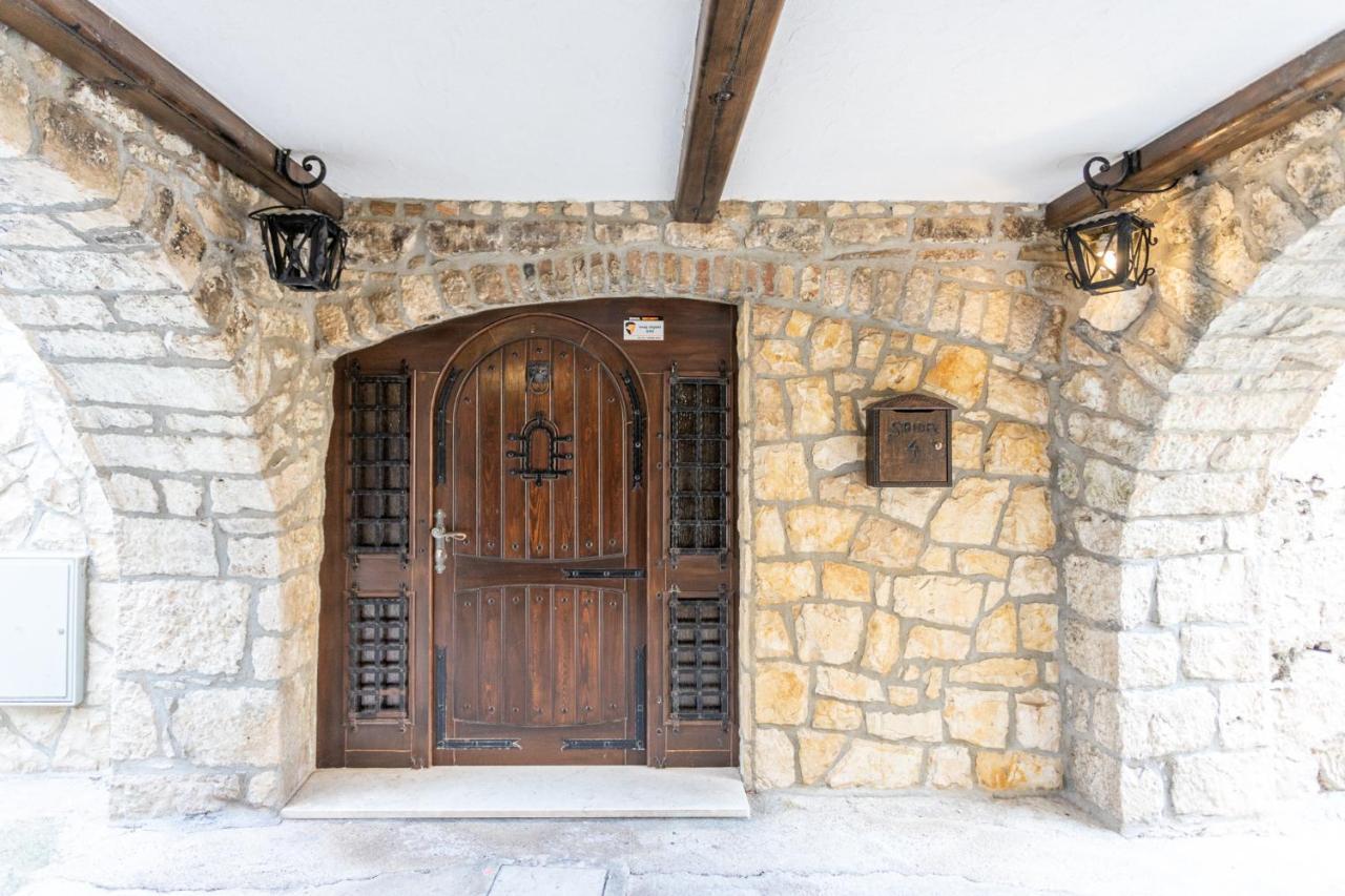 Stone House Srida Baška Voda Exterior foto